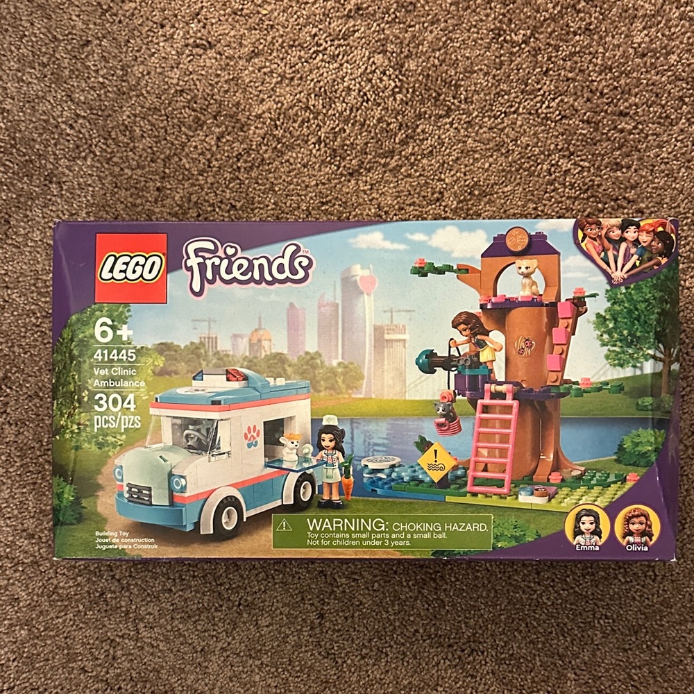 LEGO Friends Vet Clinic Ambulance (Retired)- 41445
